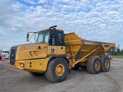 Deere 300d Rock Hauler Truck