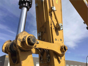 Excavator Bucket Hydraulic Cylinder 1